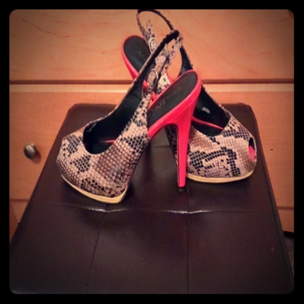 Rock & Republic Heel